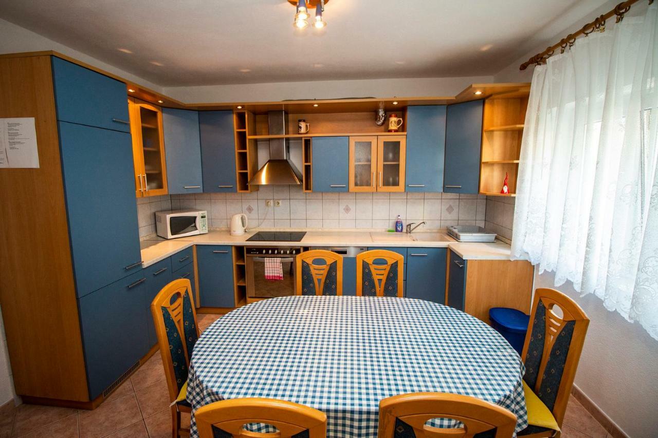 Apartmani Vrljicak Omiš Extérieur photo