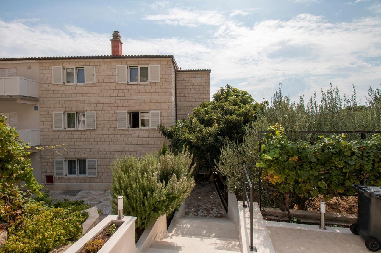 Apartmani Vrljicak Omiš Extérieur photo